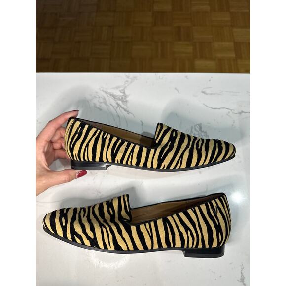 Vionic Women's Willa Tiger Print Slip On Loafer Shoe, Size 6.5, NWOT - Picture 4 of 5